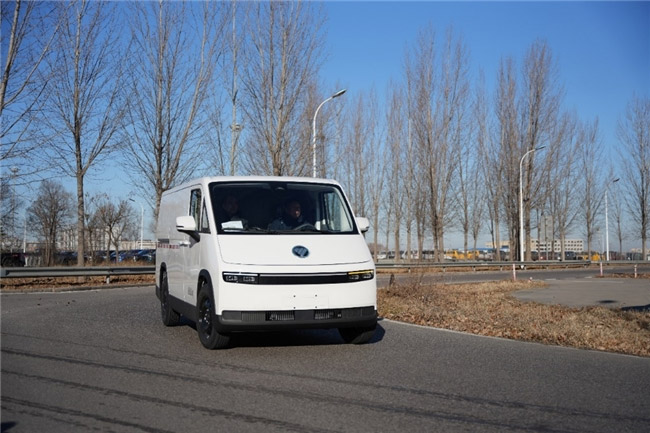 风景i 新能源中VAN让用户上门“抢”车