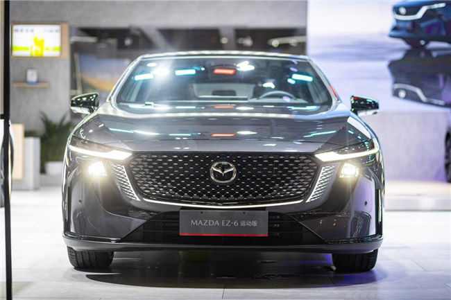 MAZDA EZ-60 长安马自达携电动化亮相2025昆明车展