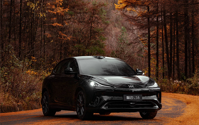 20万纯电SUV 昊铂HT和智己LS6怎么选