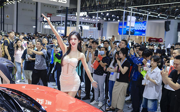 智行浪潮 “郑”当其时——2025第十七届郑州国际车展11月6日盛幕开启！