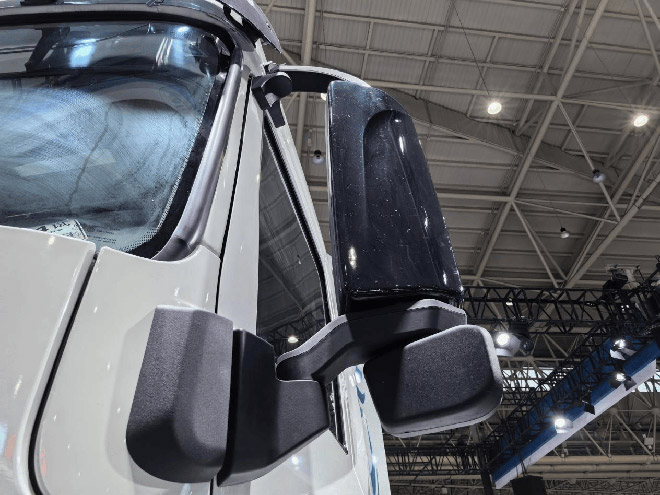 东风天龙GX智能干线牵引车助新手秒变老司机