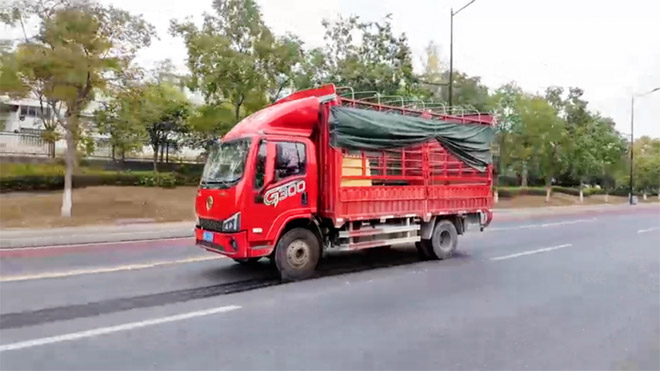 陕汽德龍G300助卡友聂师傅荣膺“高效运输代言人”