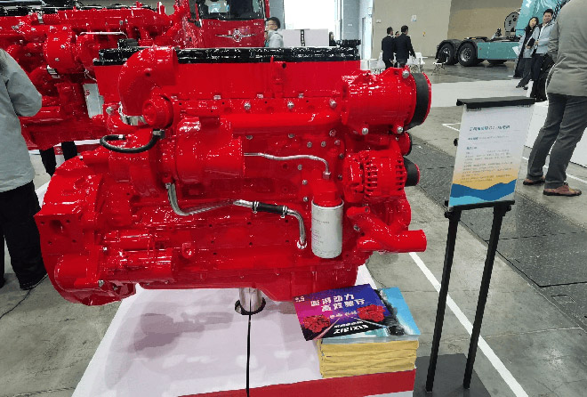 东风康明斯D7.0NS6B380发动机