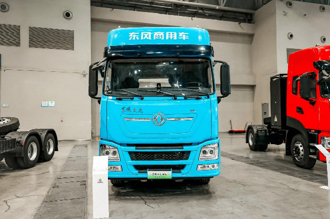 东风天龙KL纯电牵引车 东风天龙KL纯电牵引车