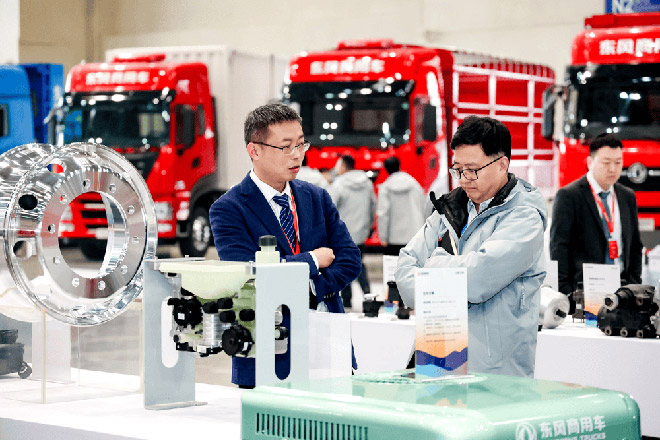 销量增24% 新能源涨98% 东风商用车布局2026三大赛道