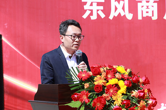 秦玉鸣