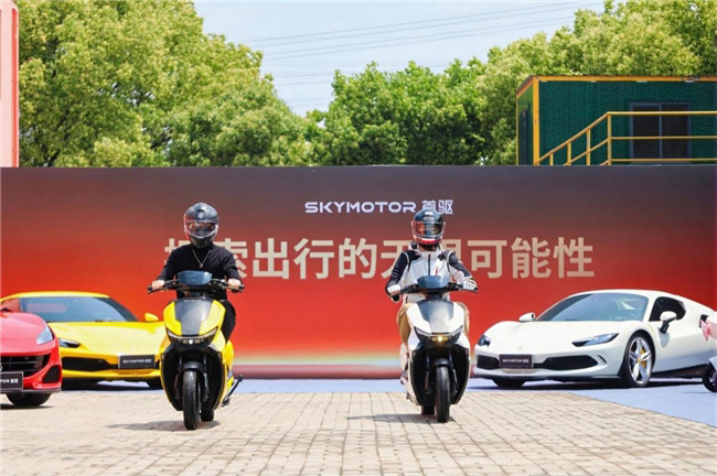 首驱科技全新K系列 智能电摩迈入主动安全新时代
